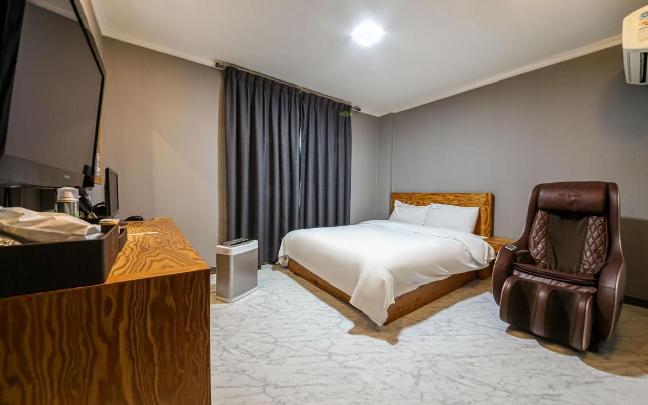 Gung Hotel Jeonju Rom bilde