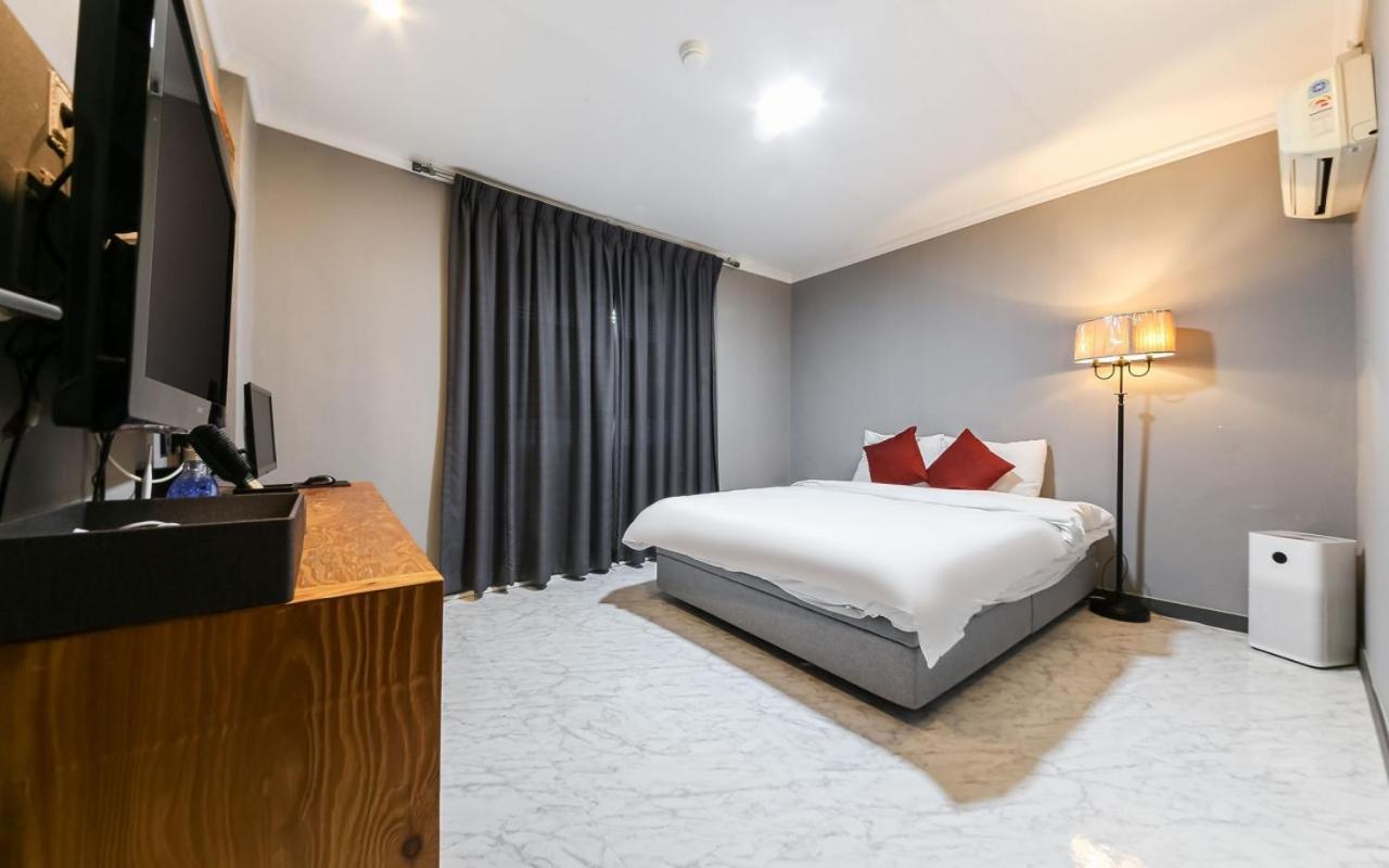 Gung Hotel Jeonju Rom bilde