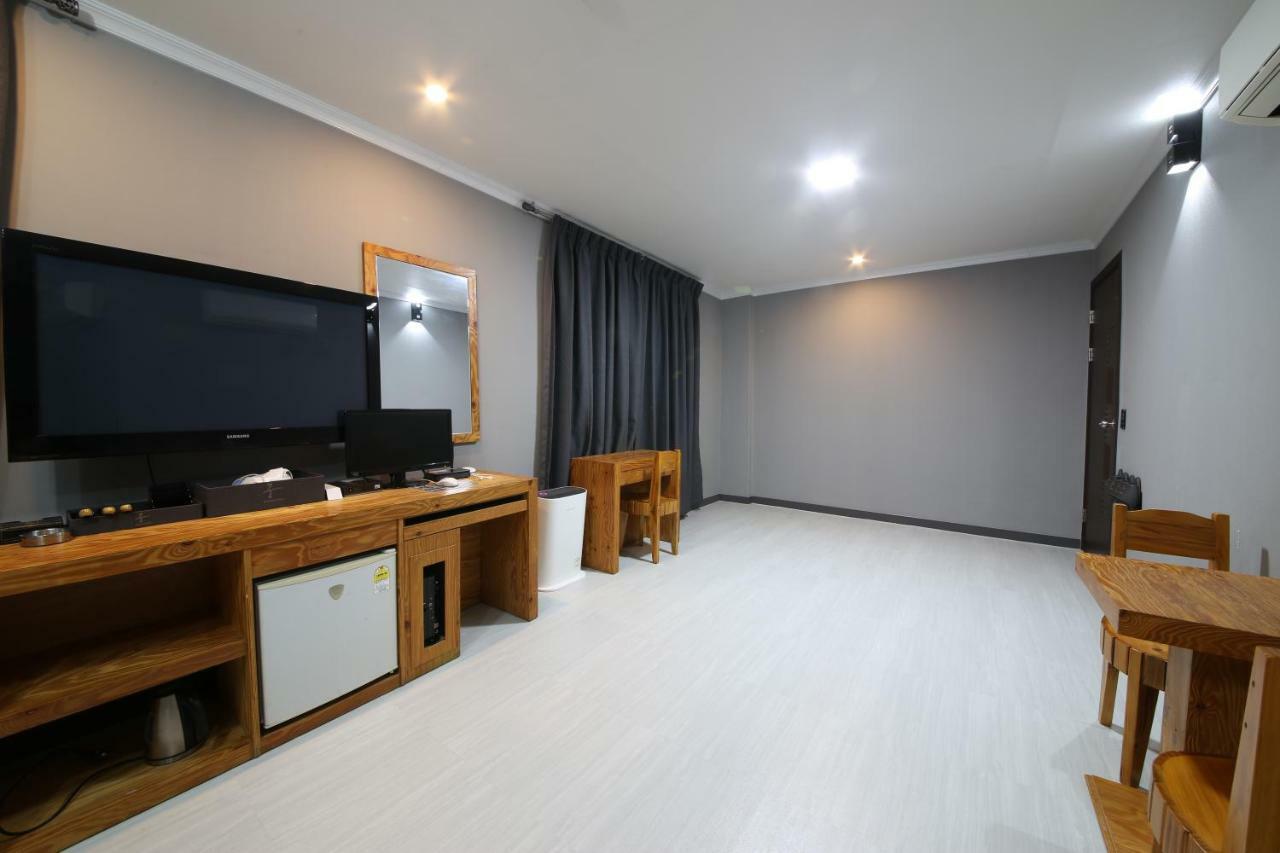 Gung Hotel Jeonju Eksteriør bilde