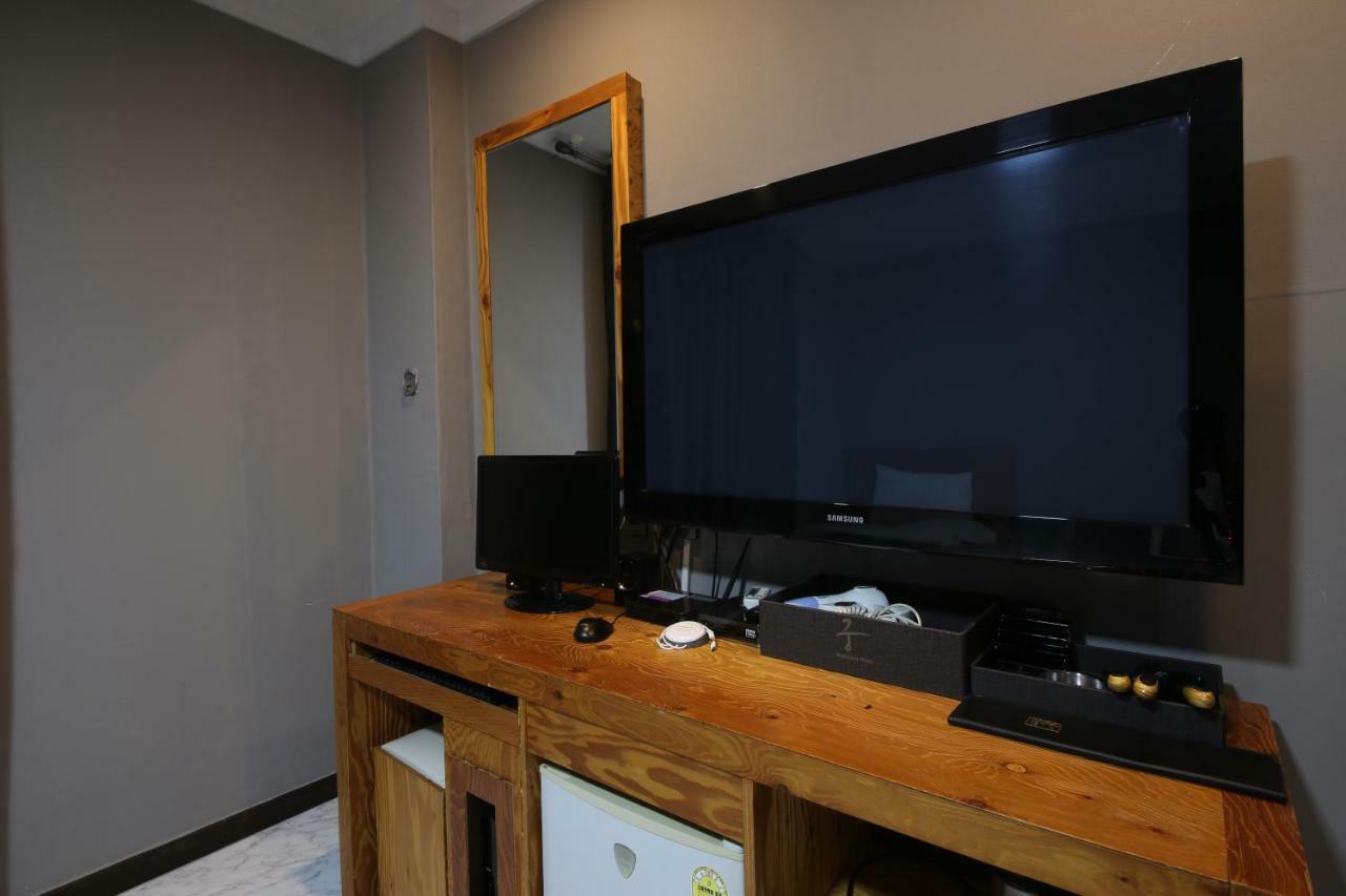 Gung Hotel Jeonju Eksteriør bilde